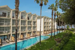 Dobedan World Palace Hotel ''Ex Brand Alva Donna World Palace '' - Basseng