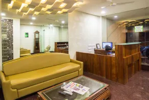 Itsy Hotels Arastu Inn - Lobby