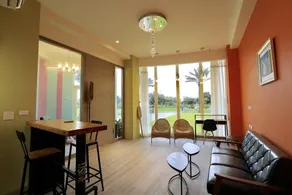 The Riverview Retreats - Sitzecke in der Lobby