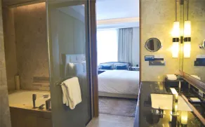 Hilton Urumqi - Room