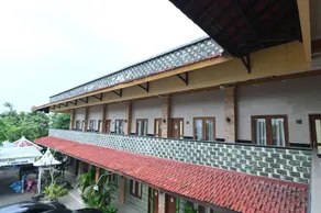 MCM HOTEL WISATA BOJONEGORO - Exterior