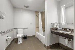 Clarion Pointe Lakeland I-4 - Salle de bain