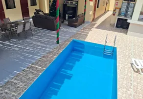 La Ruta - Pool