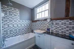 Bridge House, Kersey - Bathroom