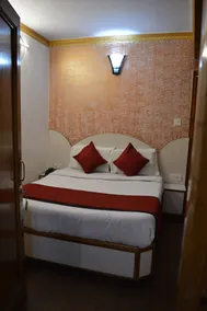 Hotel Sidharath - Camera