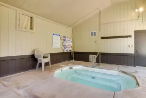 Ski-In/Ski-Out Brian Head Condo w/ Hot Tub! - Parte interna