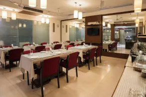 Ahuja Residency Cyber City II - Restaurant