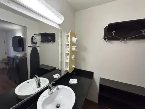 Studio 6 Suites - Riverside, CA South - Salle de bain