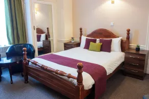 Adelphi Hotel - Room