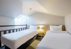 B&B HOTEL FREJUS Puget-sur-Argens - Værelse