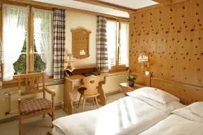 Hotel Alpenrose Wengen - a family affair since 1881 - Rom