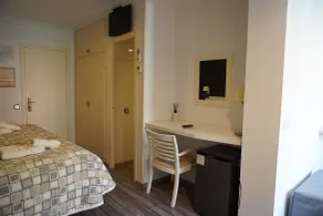 Hotel Apartamentos Domenc Aren - Habitación