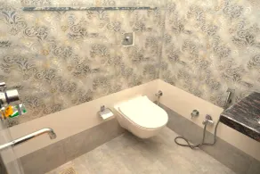 Hotel Singh Comfort Inn - Bathroom