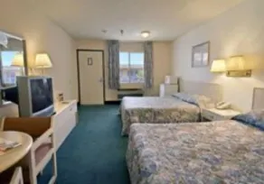 Hilltop Inn & Suites - Chambre