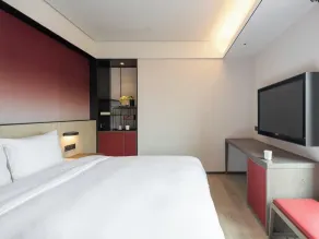 Joya Shanghai Xujiahui Hotel - Room