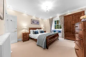 Gate House - Room