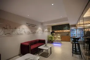 Biznotel by Pride Surat - Restaurant