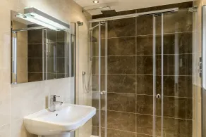 Golf Apartment @ Carus Green - Baño