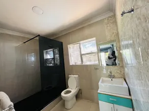 Highlands Lodges and Apartments - Bathroom