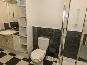 Mayfield Sands - Bathroom