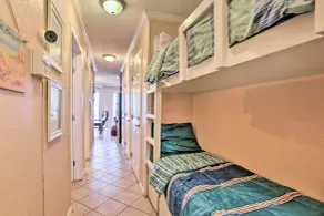 Oceanfront Corpus Christi Condo w/ Pool! - Interior