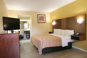 Quality Inn & Suites Franklin - Zimmer
