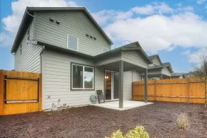Newly Built PNW Home: 1 Mi to WSU & Med Center - Intérieur