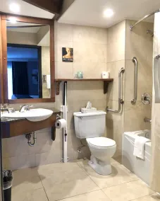 Best Western Hotel Universel Drummondville - Salle de bain