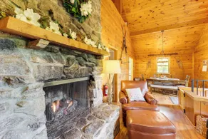 Beech Mtn Family Cabin: Hot Tub & Ski! - Interiør