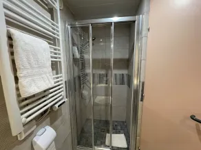 Brit Hotel St-Quentin/Nord - Baño