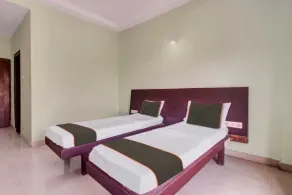 Hotel Partha International - Room
