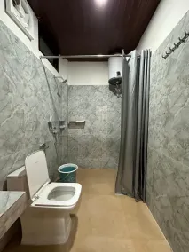Zen Resort Shergaon - Badezimmer