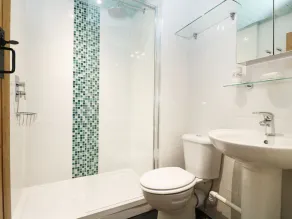 13 Castle Hill - Badezimmer