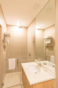 Madison 101 Hotel + Tower - Salle de bain