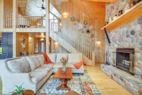 Private Lake & Trail Access: Home in Jacobson! - Interiør