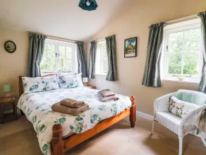 Apple Tree Cottage - Camera