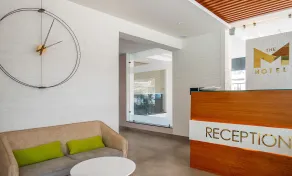THE M HOTEL - Reception