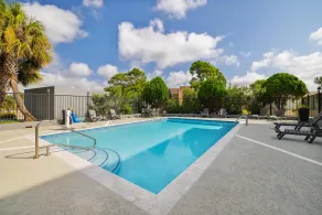 Hampton Inn & Suites Port Arthur - Pool