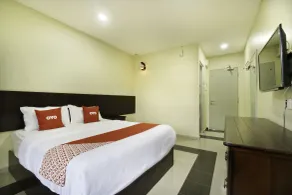 OYO 89960 Manjung Inn Hotel - Chambre