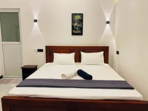 The Royal Ember - Room