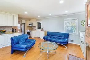 5 Mi to Lake Accotink Park: Modern Home w/ Yard - Innvendig