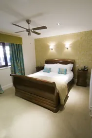 Hall Farm Hotel And Restaurant - Ausblick vom Zimmer