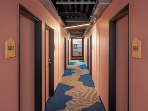 Eklo Hotels Nantes Centre - Île de Nantes - Chambre