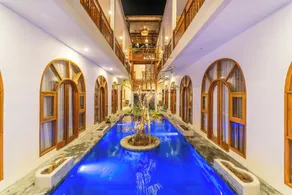 Yulaman Hotel - Piscine