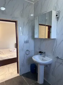 Apartments Plaza Hotel - Bathroom