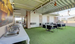 Itsy Hotels Prince Regency - Restaurant