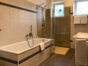 Hotel Kloster Eberbach - Bathroom