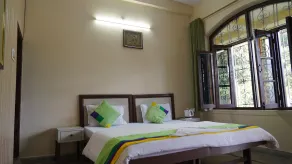 Rishikesh Sadan - The Spiritual Retreat - Quarto