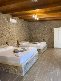 Tsanis Estate - Rom