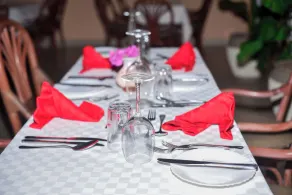 Coral Beach Resort - Restaurant